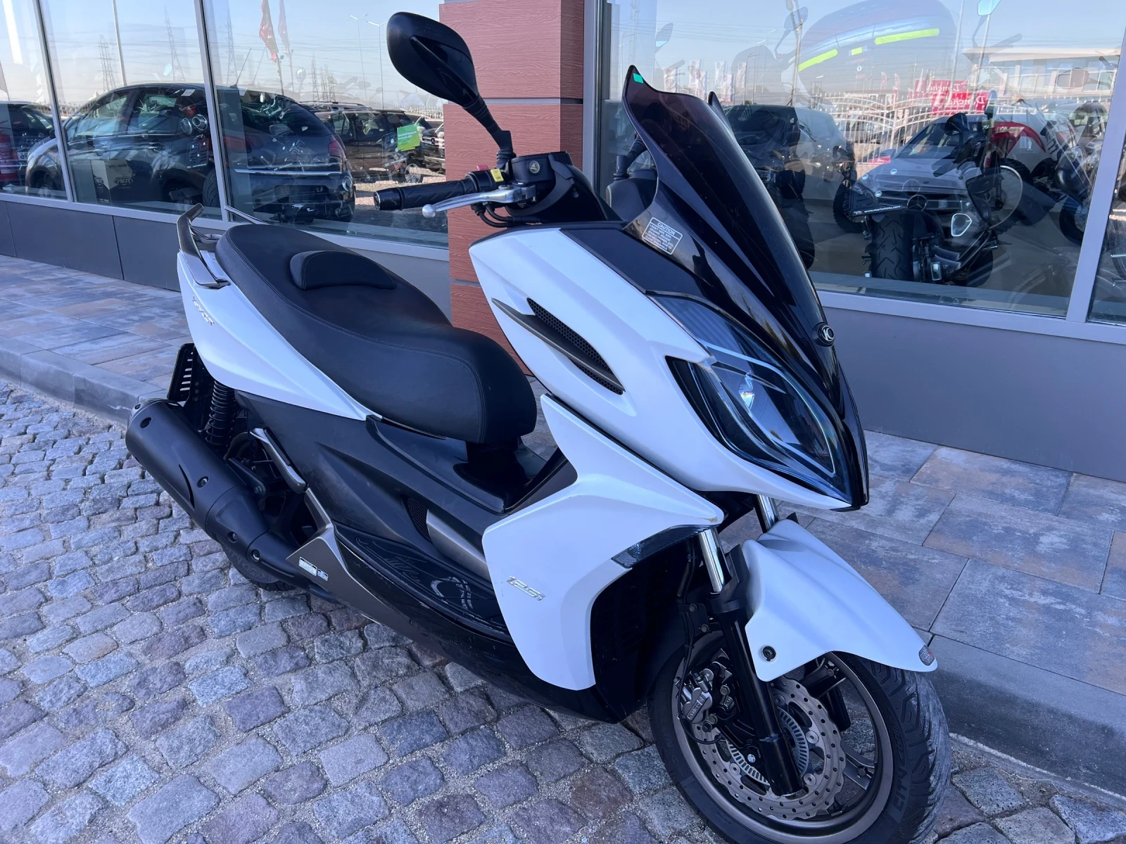 Kymco Xciting 125 - изображение 2