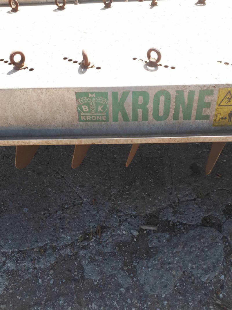 Сенокосачка Krone, снимка 2 - Селскостопанска техника - 46449589