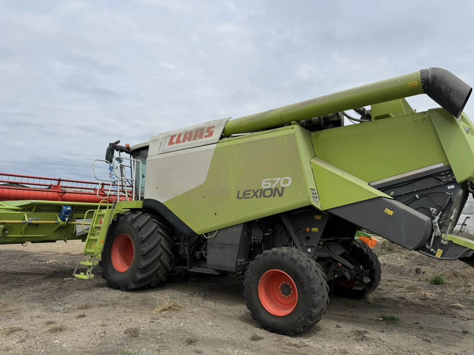 Комбайн Claas LEXION 670 MONTANA 4x4 + CLAAS VARIO 750 ЛИЗИНГ
