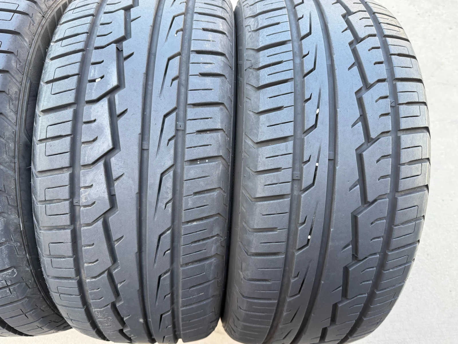 Гуми Летни 265/50R20, снимка 3 - Гуми и джанти - 53837676