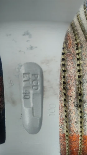 ���� � ������ 195/60R16 �� Toyota | Mobile.bg � ����� ������ 4