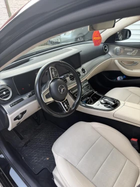 Mercedes-Benz E 220 4 matik, снимка 5