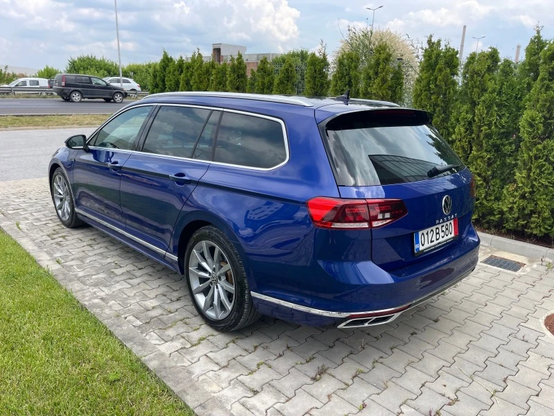 VW Passat R-LINE новия мотор 200кс ЛИЗИНГ, снимка 4 - Автомобили и джипове - 42337362