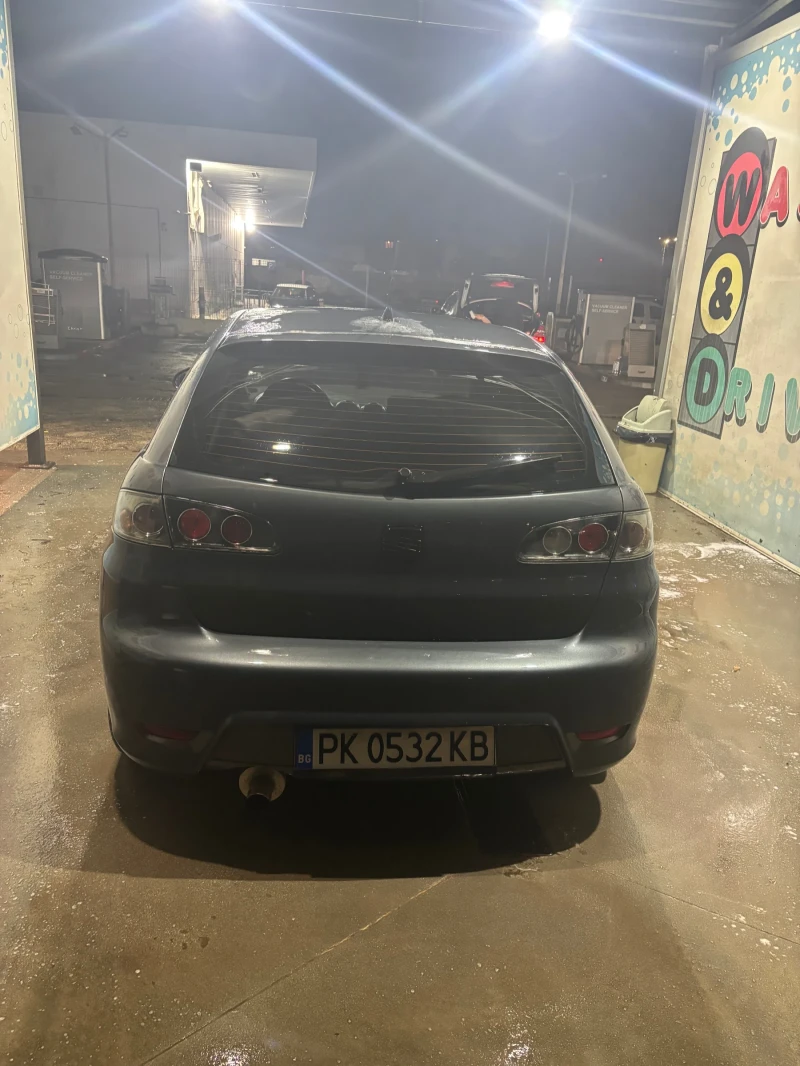 Seat Ibiza, снимка 5 - Автомобили и джипове - 48604575