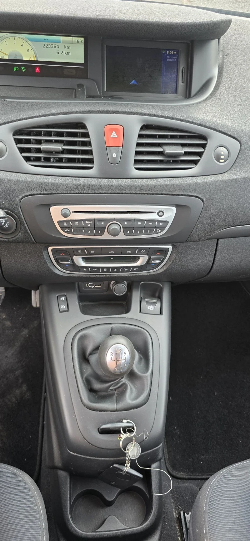 Renault Grand scenic 1, 9DCI-131кс, снимка 14 - Автомобили и джипове - 51026583