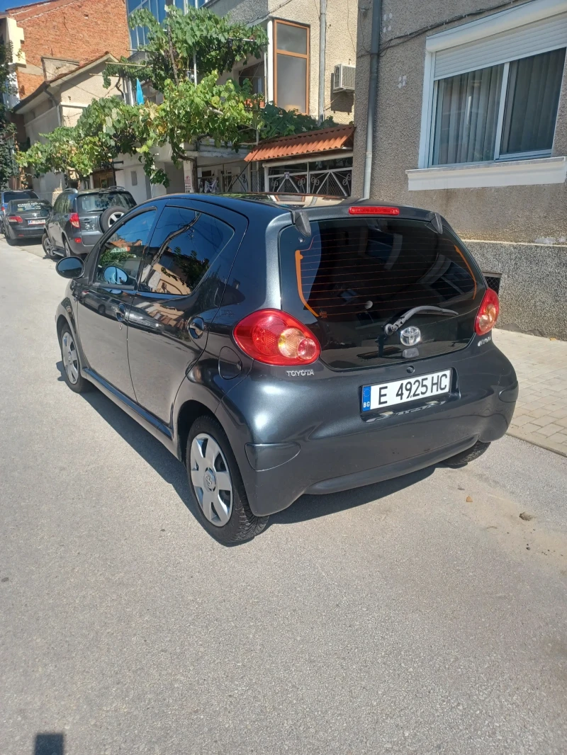 Toyota Aygo, снимка 17 - Автомобили и джипове - 52094515