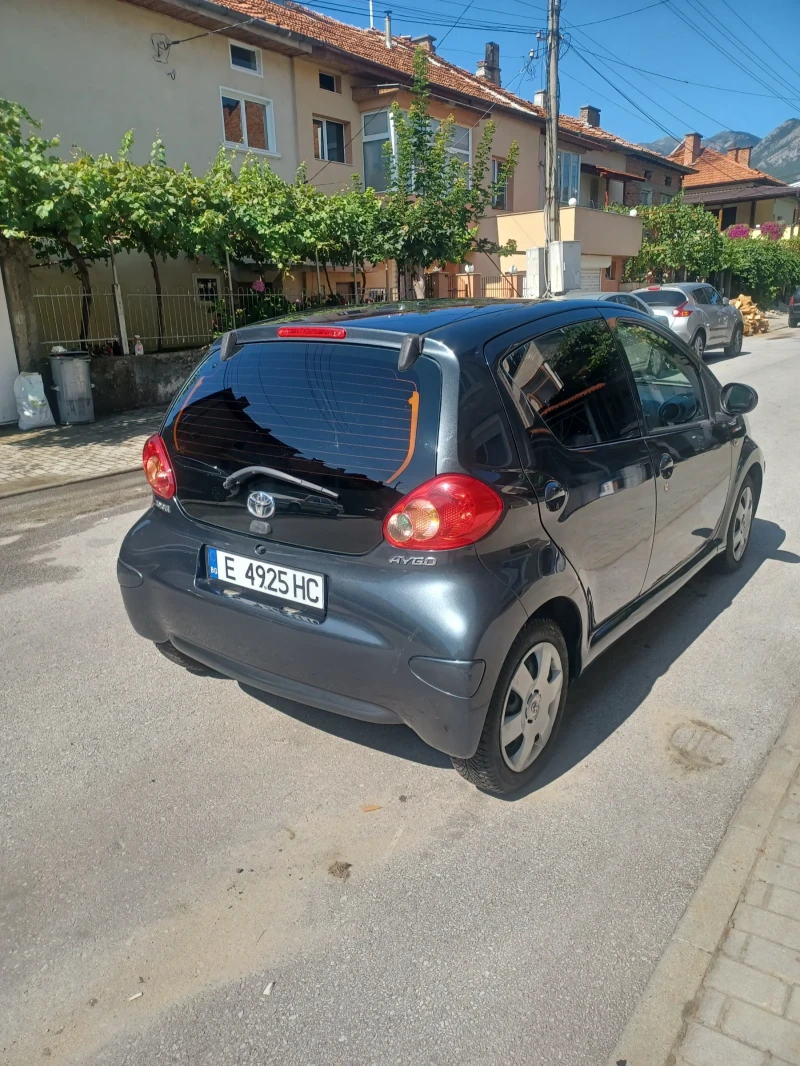 Toyota Aygo, снимка 15 - Автомобили и джипове - 52094515