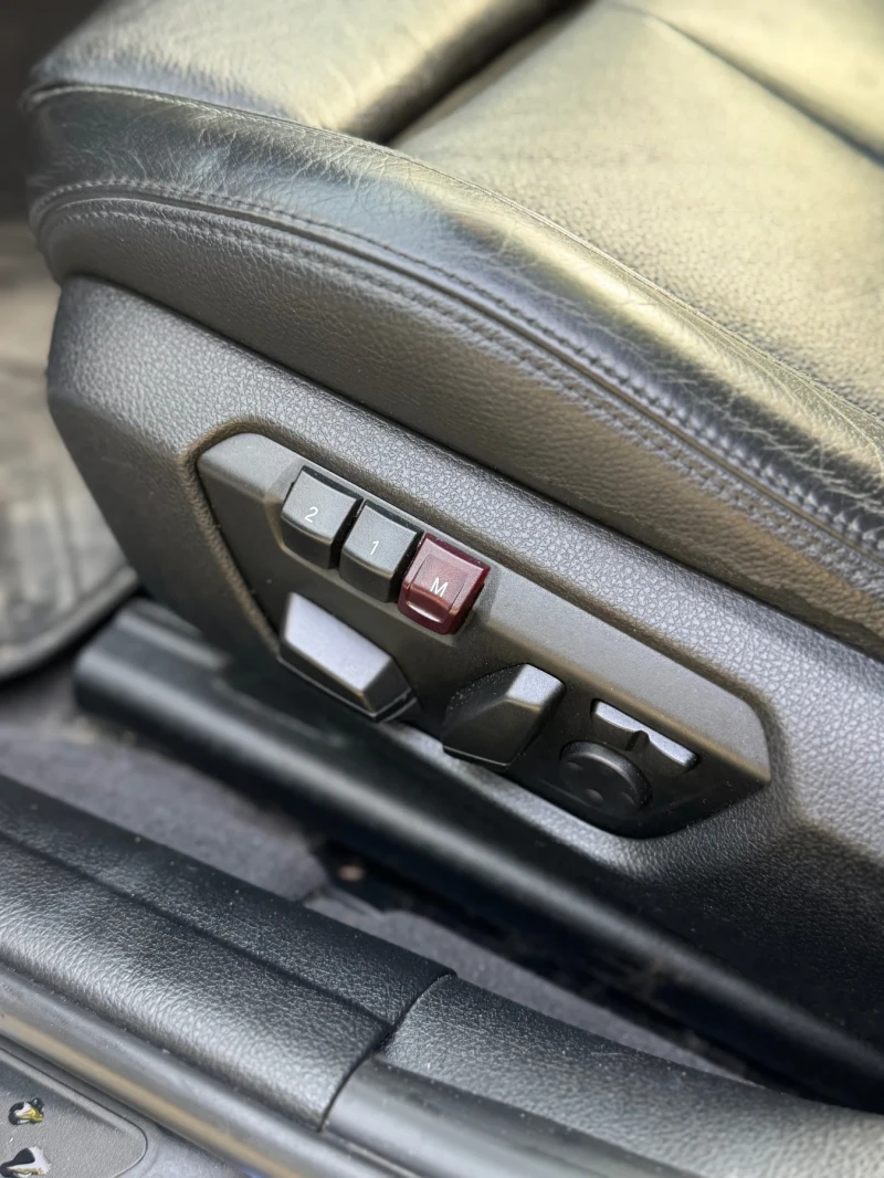 BMW 335 Xdrive , снимка 13 - Автомобили и джипове - 52432127