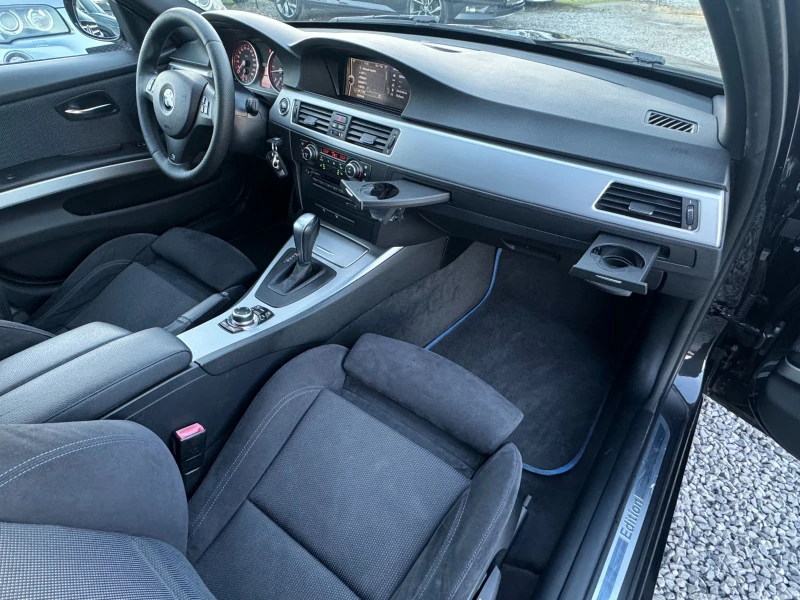 BMW 330 d xDrive LCI (FaceLift) ! M Pack ! SWISS !, снимка 11 - Автомобили и джипове - 52553936