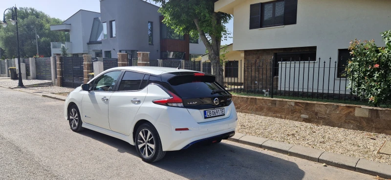 Nissan Leaf  Acenta, снимка 4 - Автомобили и джипове - 52639861