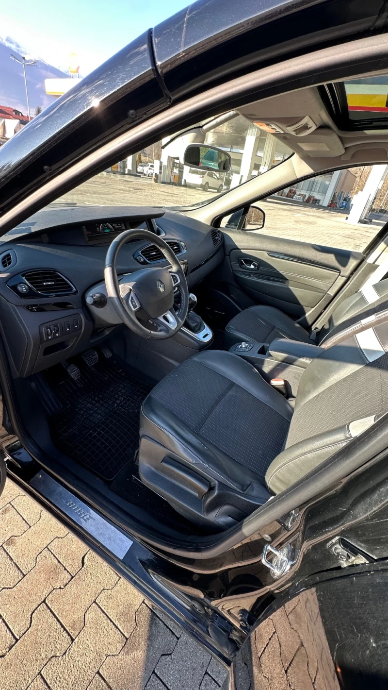 Renault Grand scenic Boose Edition 1.5dci, снимка 5 - Автомобили и джипове - 52952946