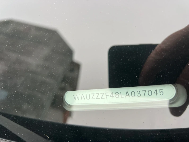 Audi A4 S-line Швейцария, снимка 16 - Автомобили и джипове - 53500451