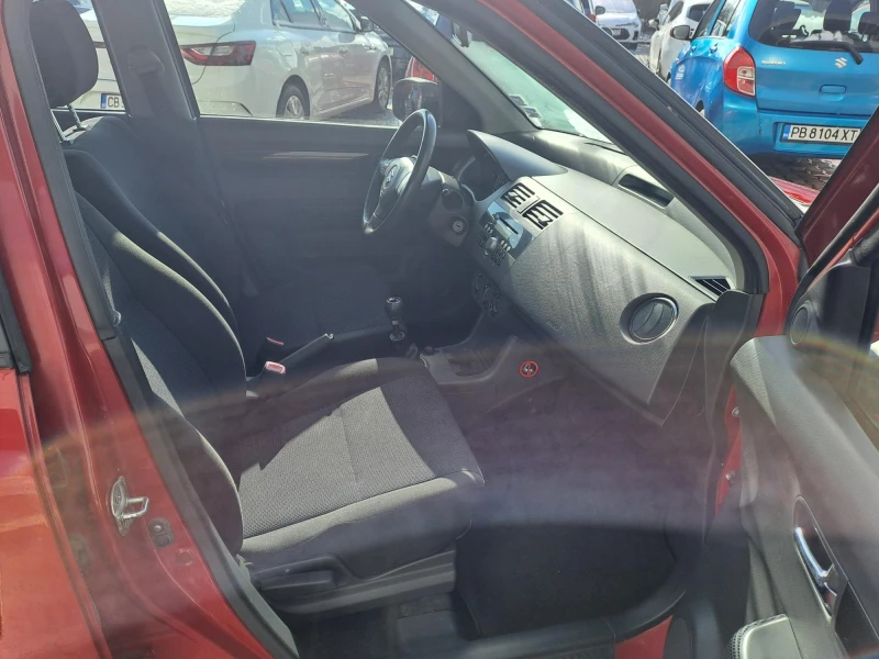 Suzuki Swift 1.3 GL, снимка 11 - Автомобили и джипове - 53523719