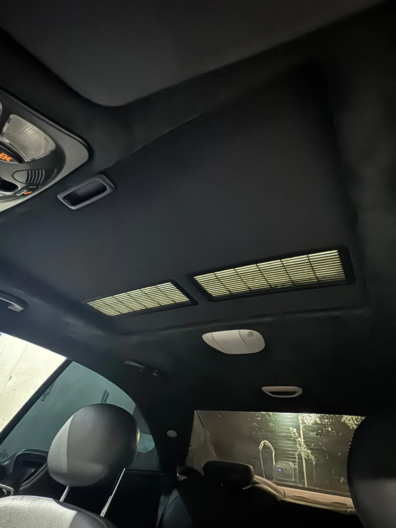 Mercedes-Benz CLK 500 DISTRONIC, снимка 8 - Автомобили и джипове - 53528261