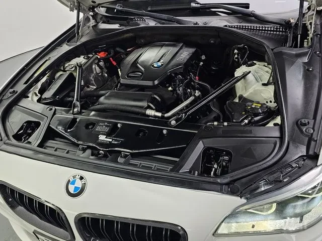 BMW 520 M-Package* HeadUp* АвтоКредит* (ЦЕНА ДО БГ) - изображение 6