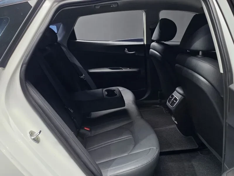 Kia K5 2Nd Generation 2.0 Prestige, снимка 12 - Автомобили и джипове - 55949026
