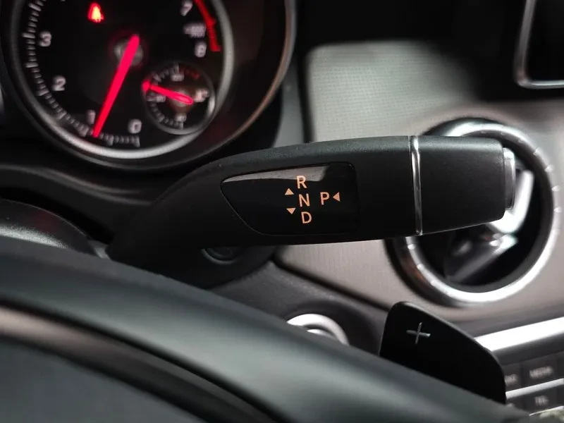 Mercedes-Benz CLA 250 4MATIC - САМО 30% АВАНС, снимка 16 - Автомобили и джипове - 56020174
