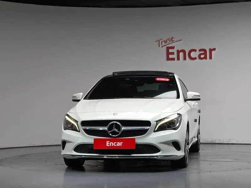 Mercedes-Benz CLA 250 4MATIC - САМО 30% АВАНС, снимка 3 - Автомобили и джипове - 56020174