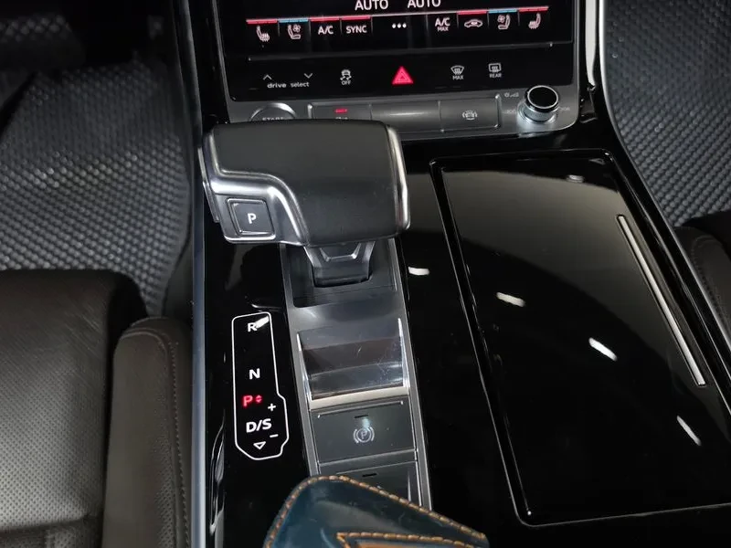 Audi A8 55TFSI QUATTRO ��������| ���������| DISTRONIC| 360 | Mobile.bg � ����������� 9