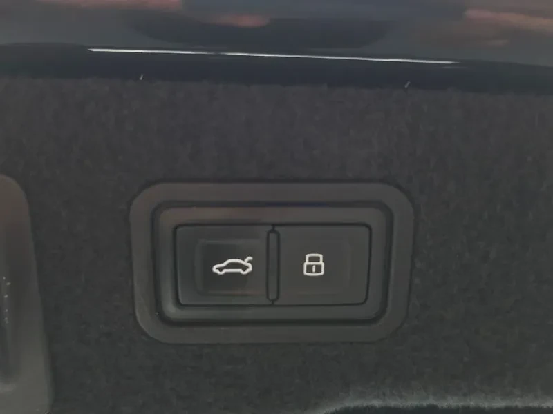 Audi A8 55TFSI QUATTRO ��������| ���������| DISTRONIC| 360 | Mobile.bg � ����������� 17