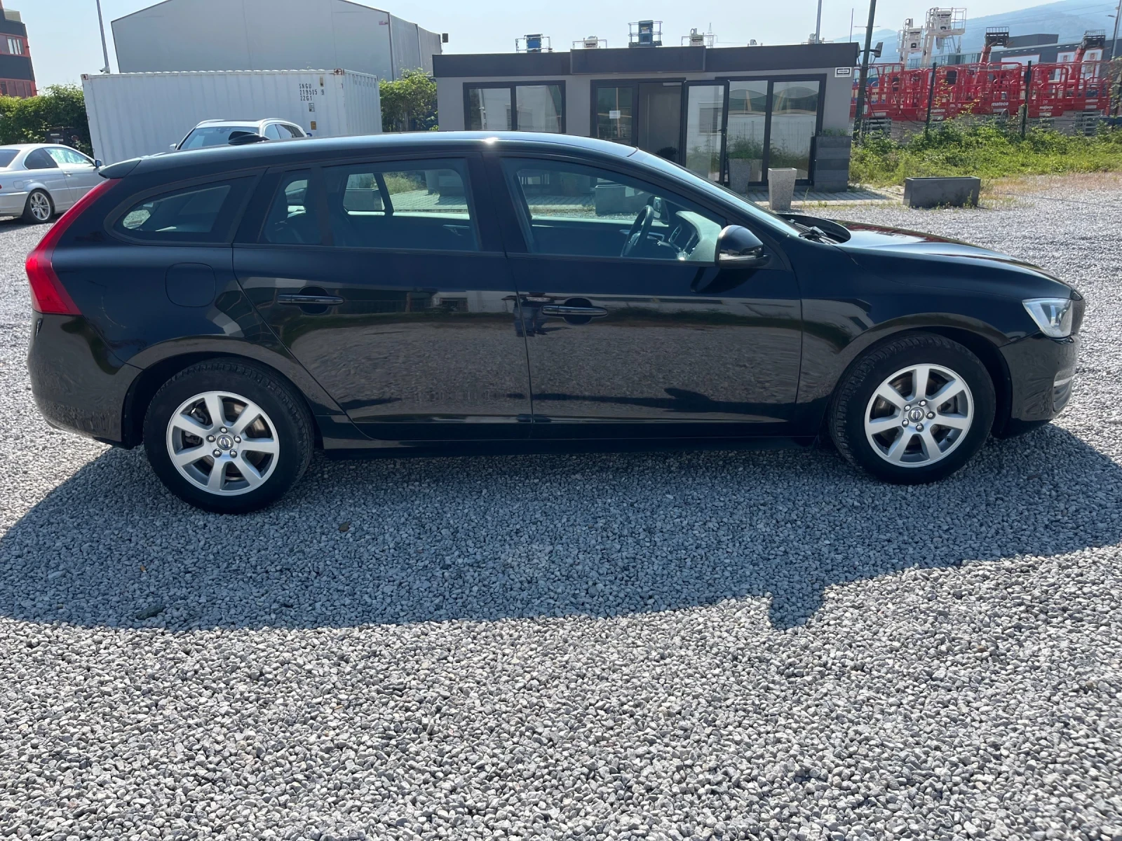Volvo V60 2.0D3-136k.c. Facelift /179000km./ - изображение 7