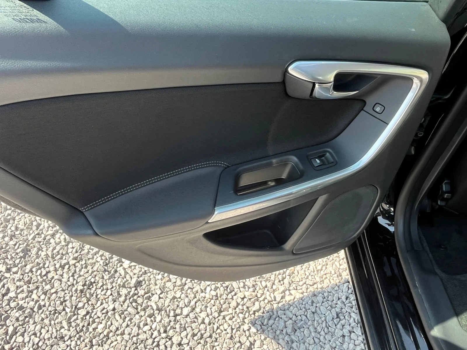 Volvo V60 2.0D3-136k.c. Facelift /179000km./ | Mobile.bg — изображение 14