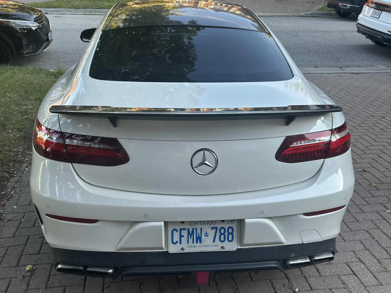 Mercedes-Benz E 400 * АВТО КРЕДИТ* ЦЕНА ДО БГ * СЕРВИЗНА ИСТОРИЯ *  - изображение 4