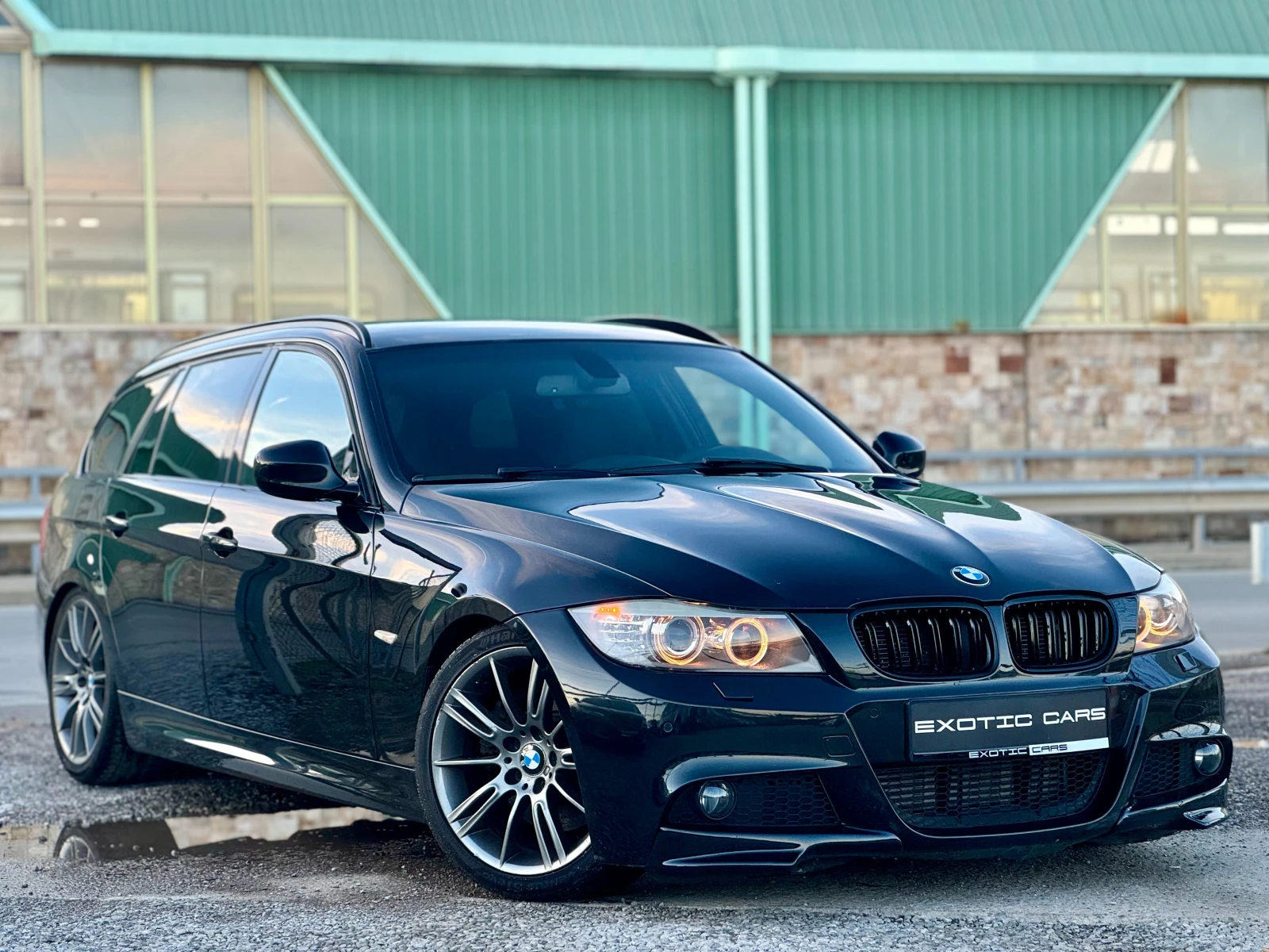 BMW 330 d xDrive LCI (FaceLift) ! M Pack ! SWISS ! | Mobile.bg   1