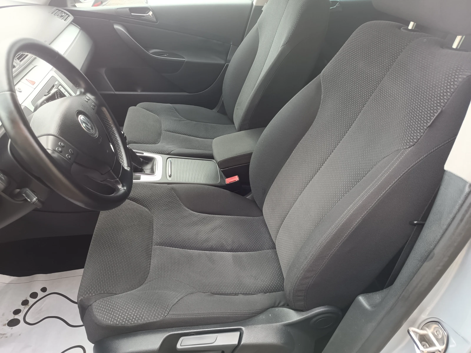 VW Passat 1.9/105ks/КЛИМАТРОНИК / - изображение 7