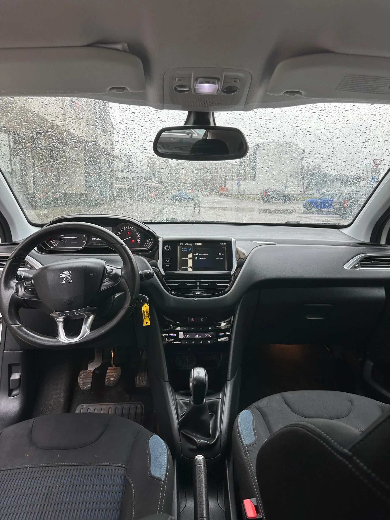 Peugeot 208 | Mobile.bg � ����������� 8