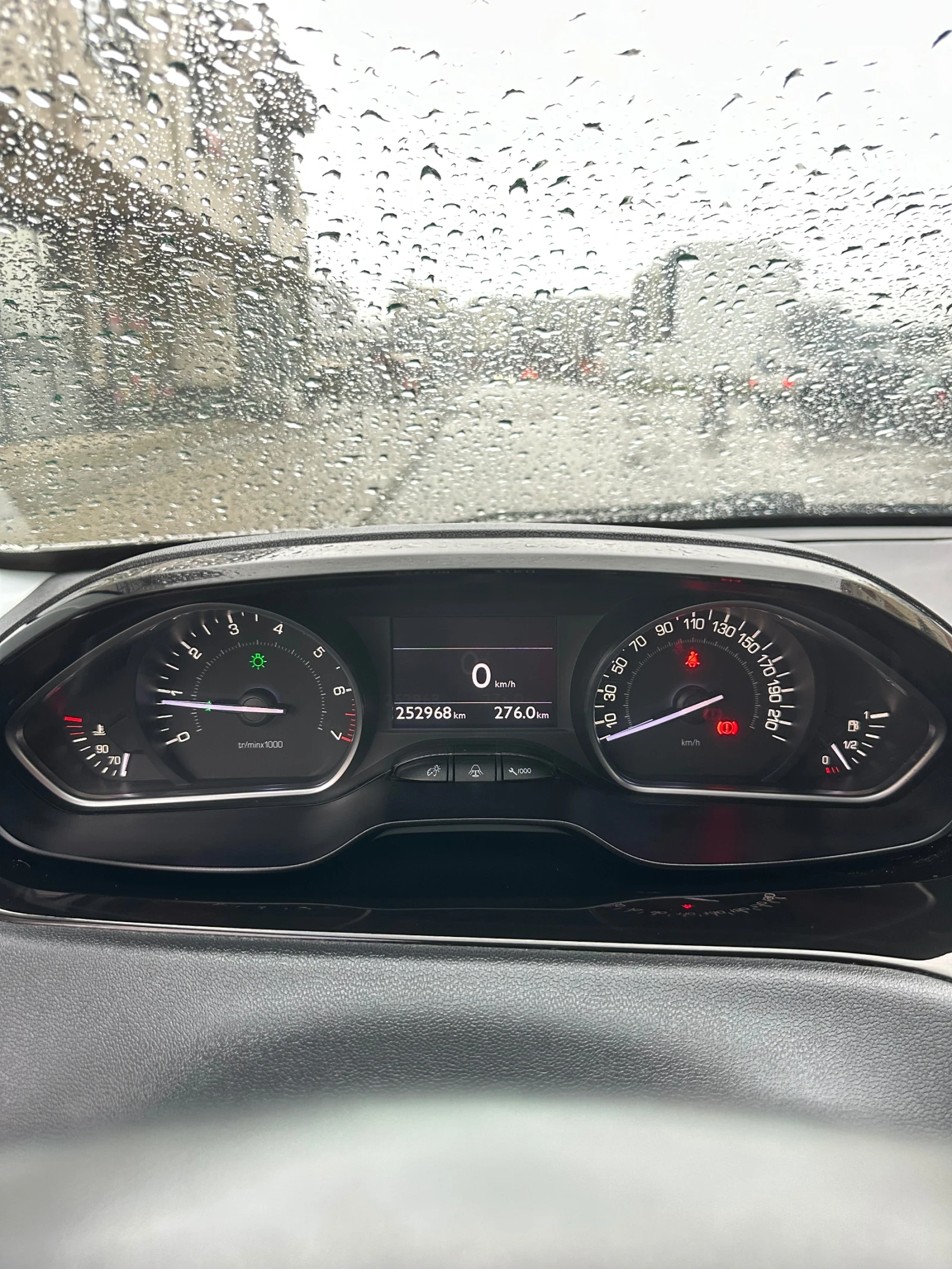 Peugeot 208 | Mobile.bg � ����������� 7