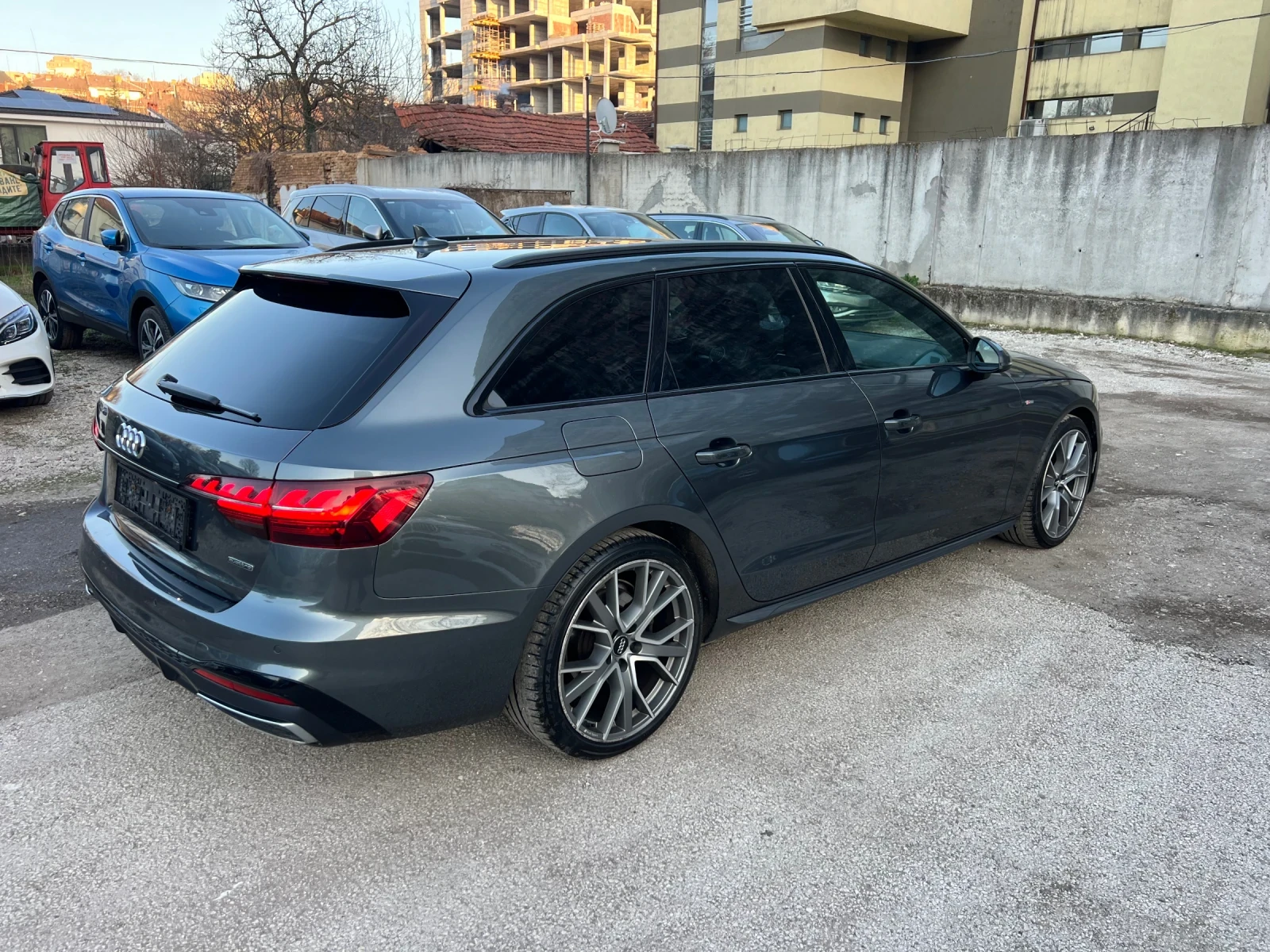 Audi A4 S-line Швейцария, снимка 5 - Автомобили и джипове - 53500451