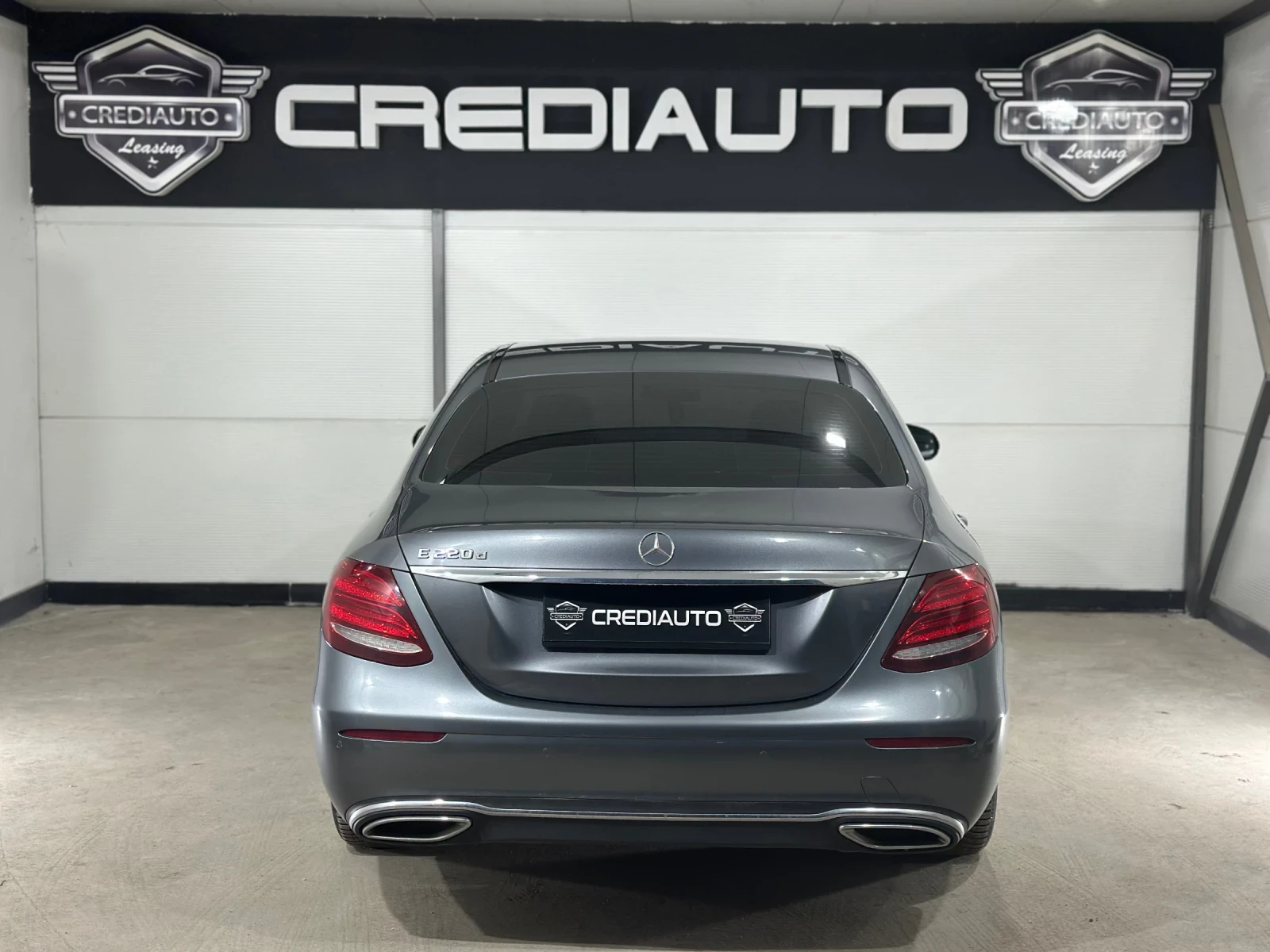 Mercedes-Benz E 220  - изображение 5