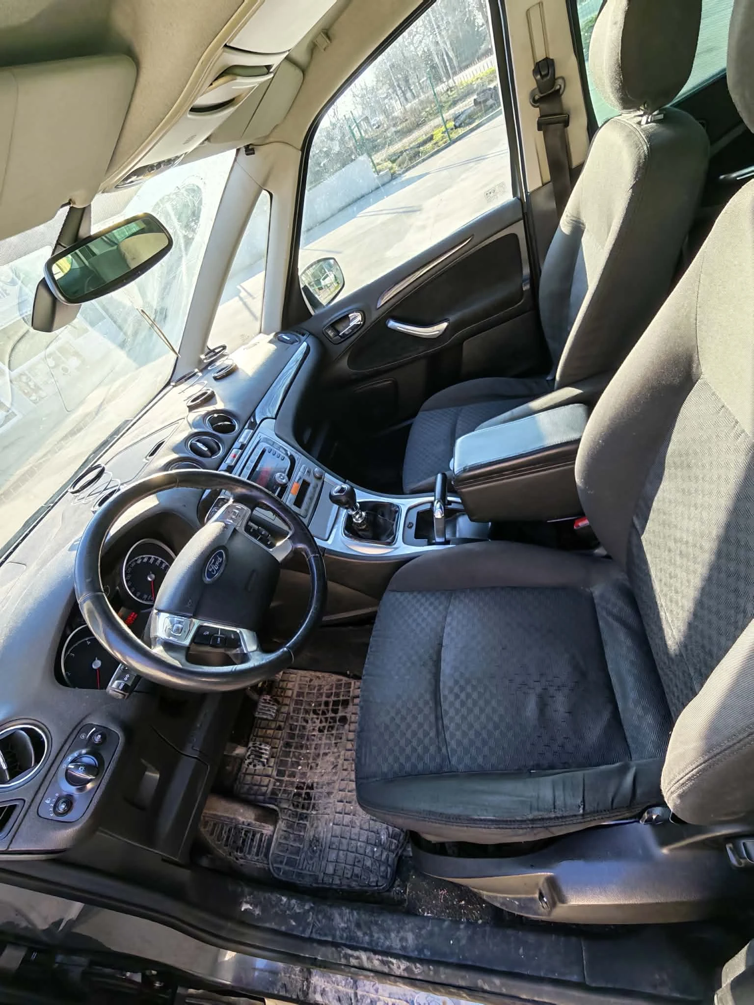 Ford Galaxy 2.0 TDI 131к.с 6+ 1 - изображение 7