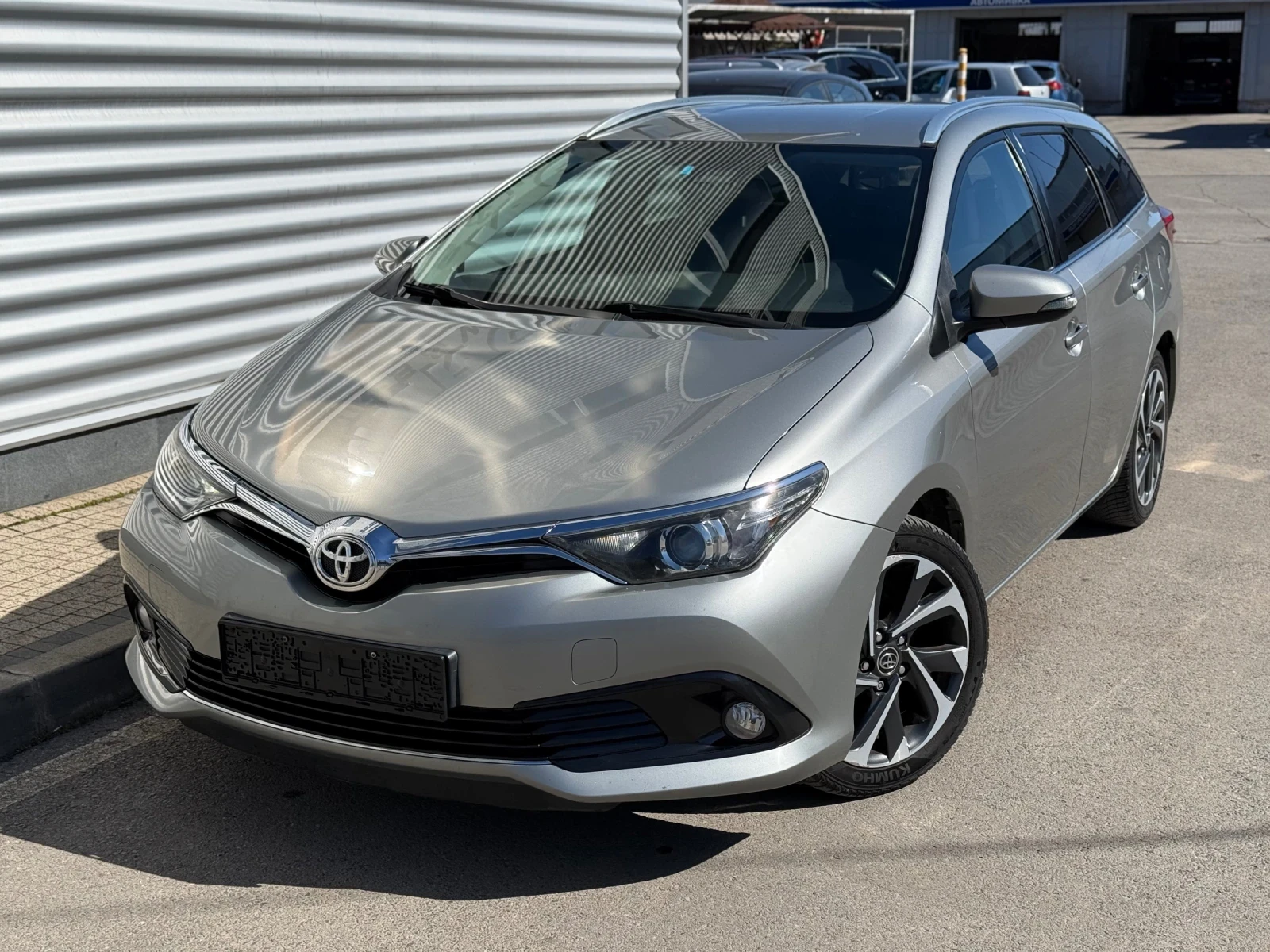 Toyota Auris Facelift+ 1, 6 D4-D+ Euro6B+ BiXenon+ Камера