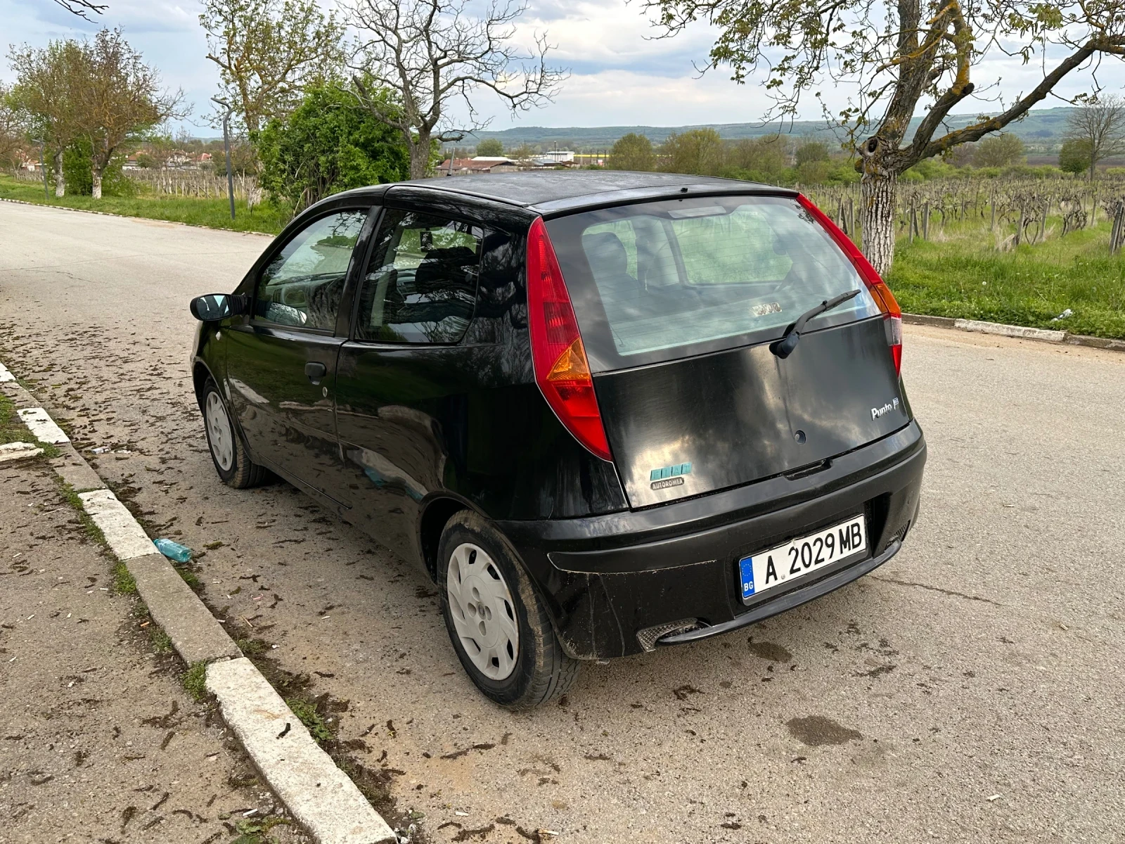 Fiat Punto 1.4 Климатик, снимка 2 - Автомобили и джипове - 54234623