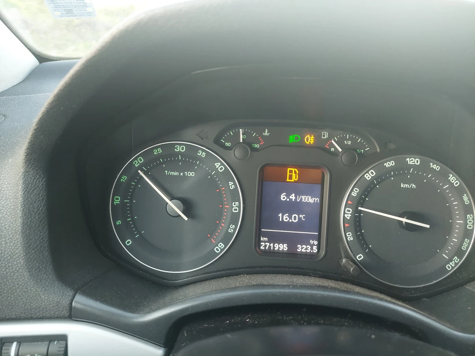 Skoda Octavia 2, снимка 8 - Автомобили и джипове - 54306305