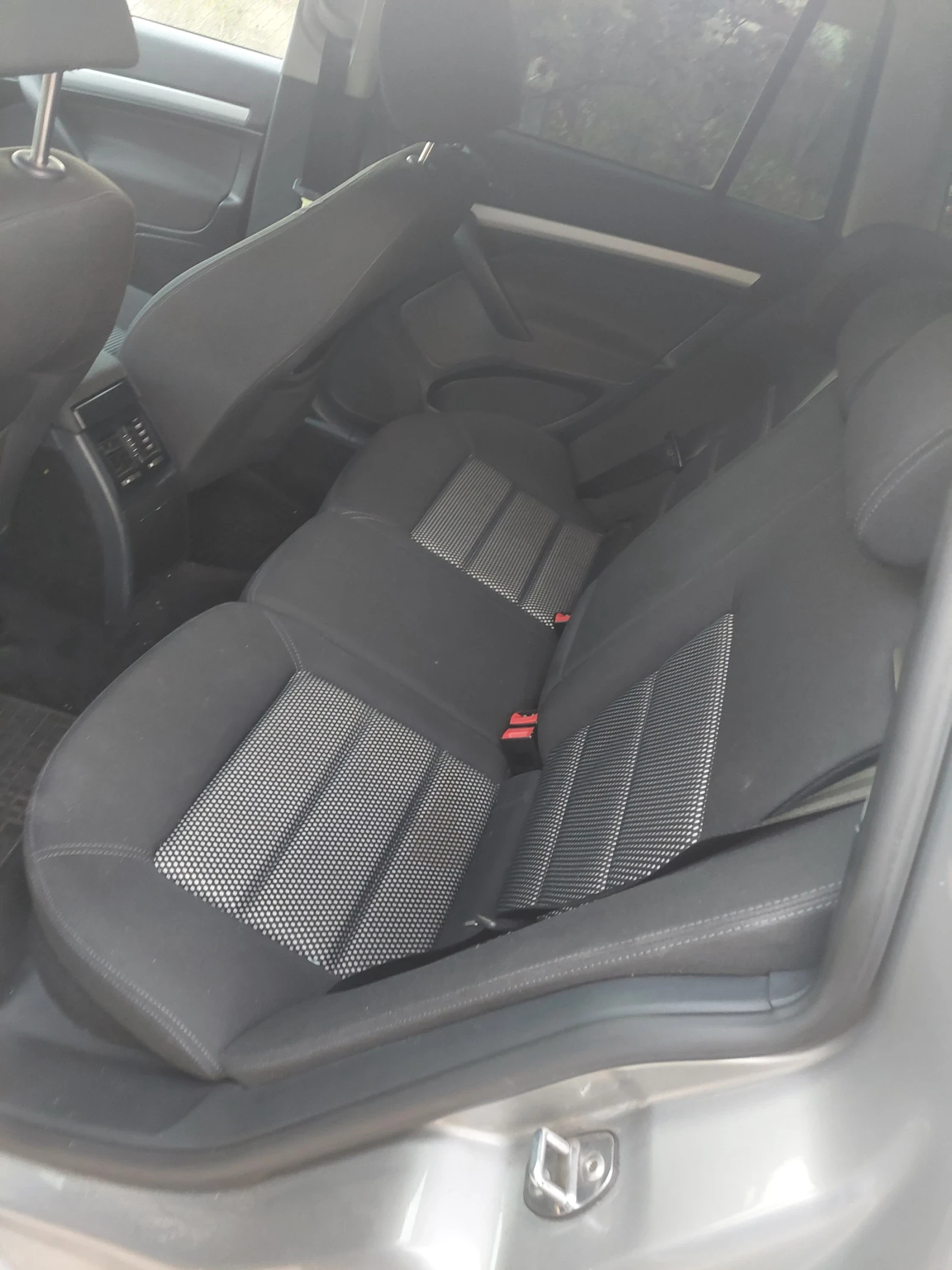 Skoda Octavia 2, снимка 5 - Автомобили и джипове - 54306305