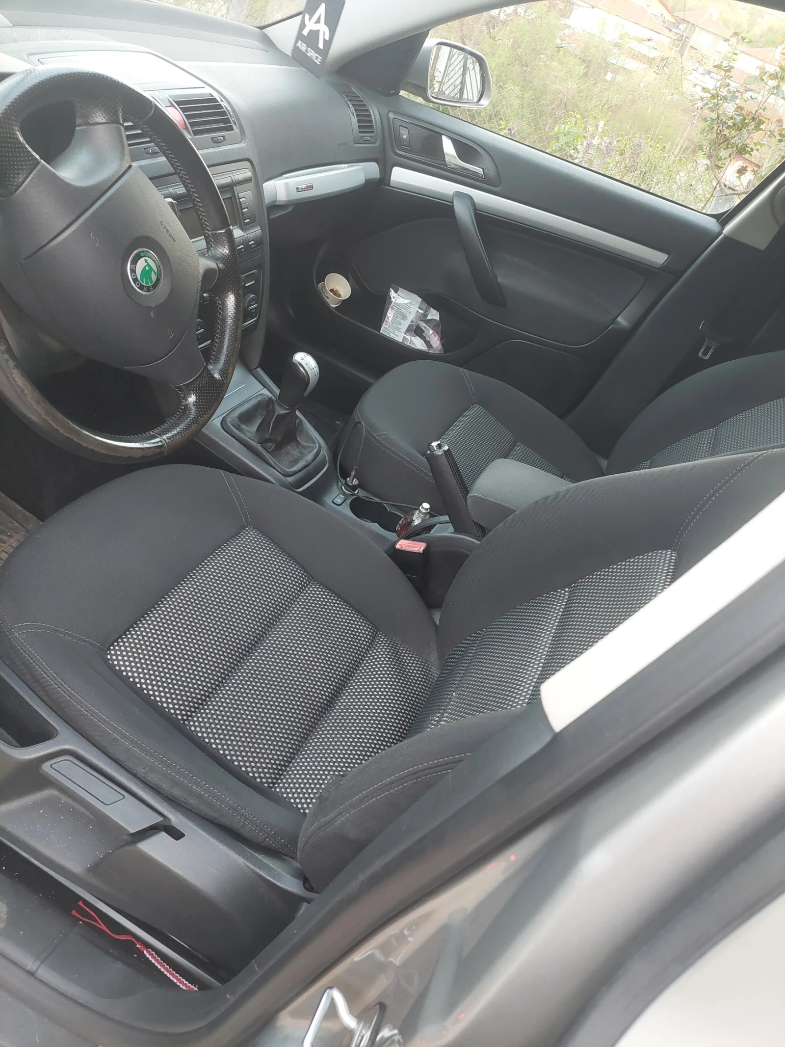 Skoda Octavia 2, снимка 6 - Автомобили и джипове - 54306305