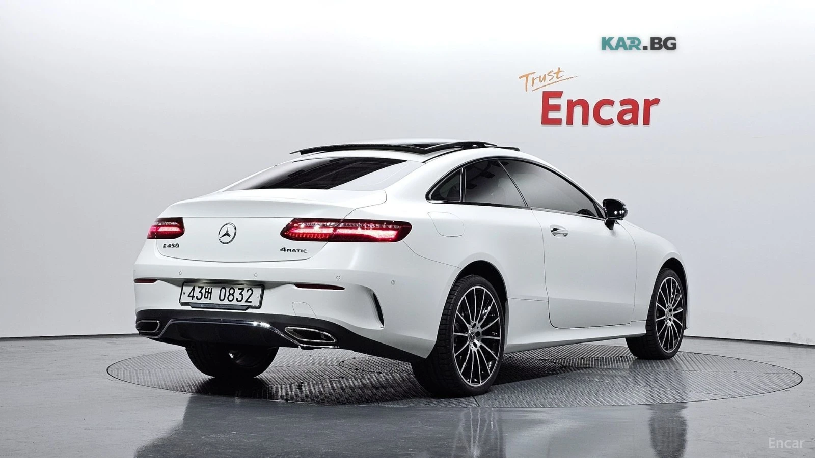 Mercedes-Benz E 450 4MATIC* ПОДГРЕВ* ОБДУХВ* BURMASTER* PANO* 360* HUD, снимка 2 - Автомобили и джипове - 54812271
