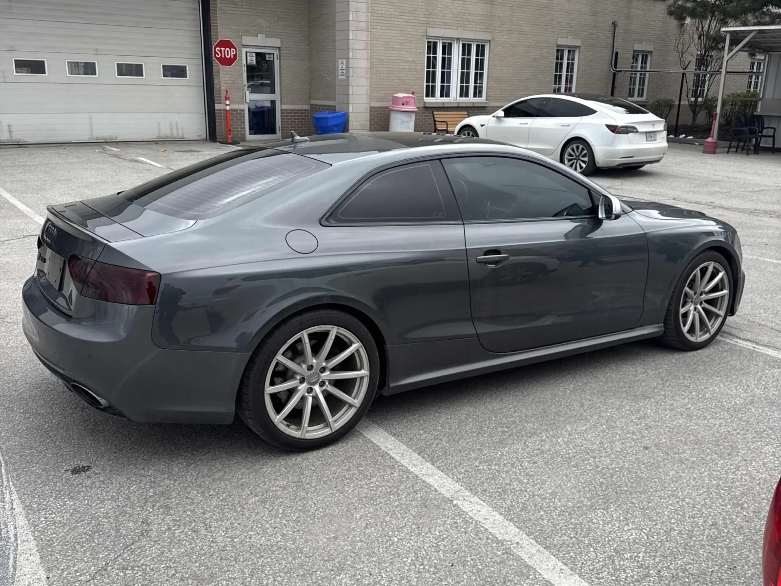 Audi Rs5 Пълна сервизна история, снимка 3 - Автомобили и джипове - 55011538