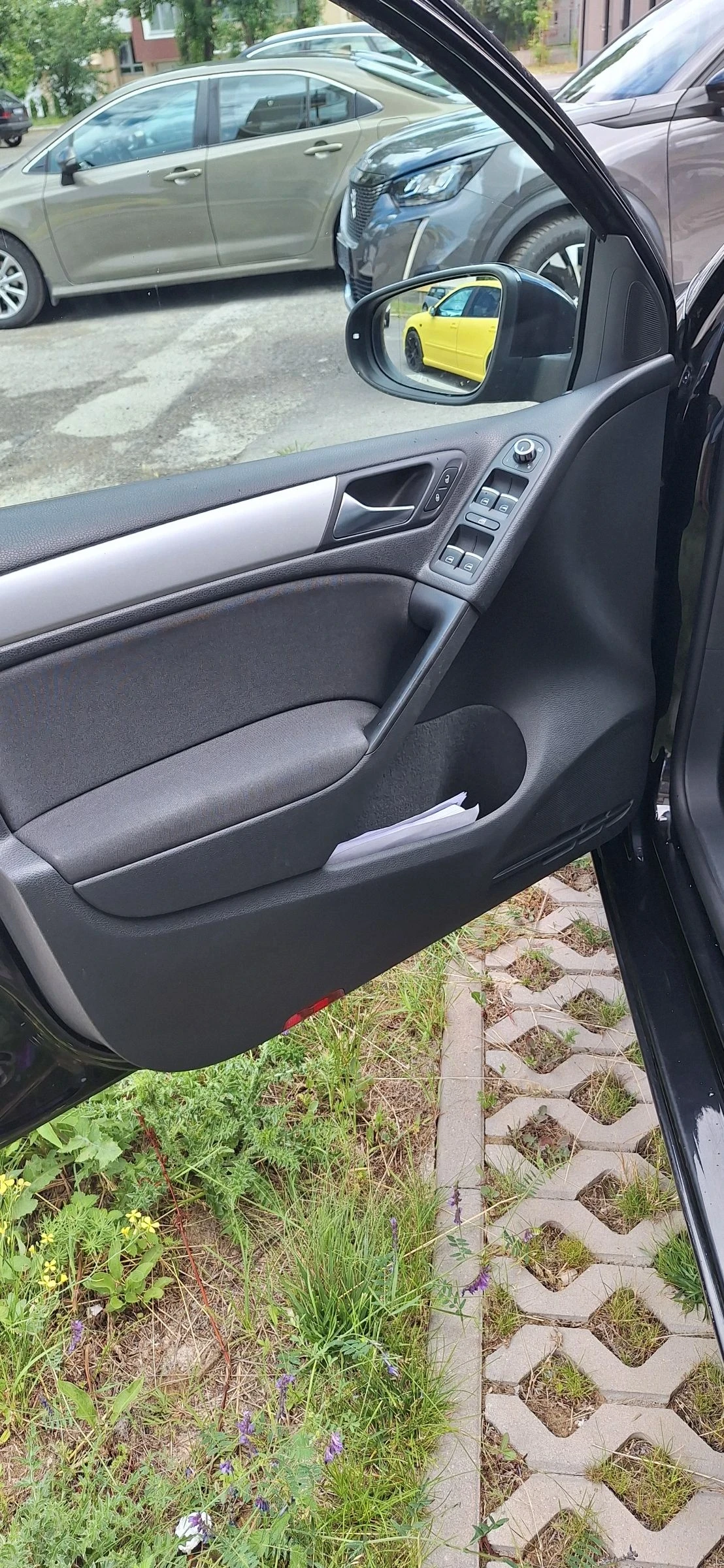 VW Golf 2.0 tdi 110кс evro 5, снимка 6 - Автомобили и джипове - 55038605