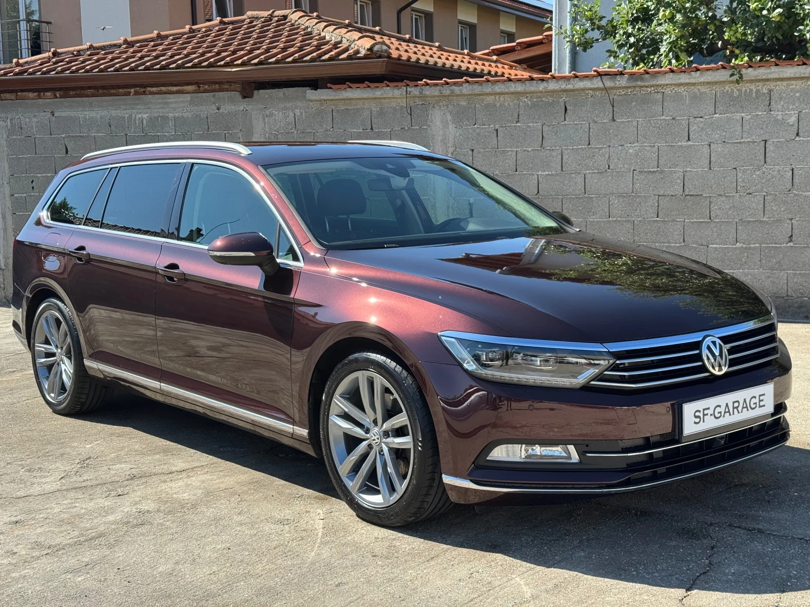 VW Passat * Executive* DSG* 360* Massage* , снимка 5 - Автомобили и джипове - 55229379
