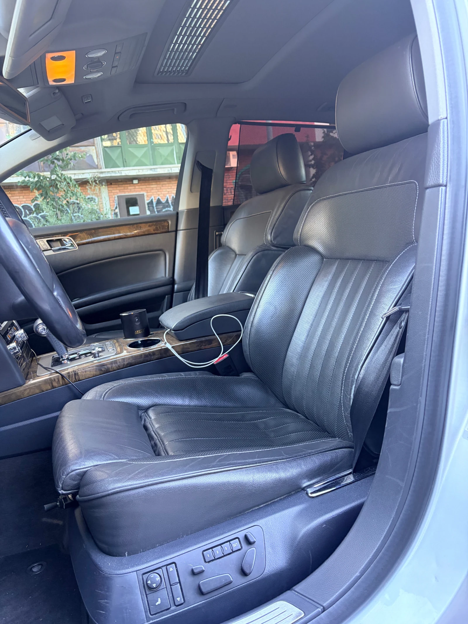 VW Phaeton 3.0TDI / FACELIFT, снимка 8 - Автомобили и джипове - 55235481