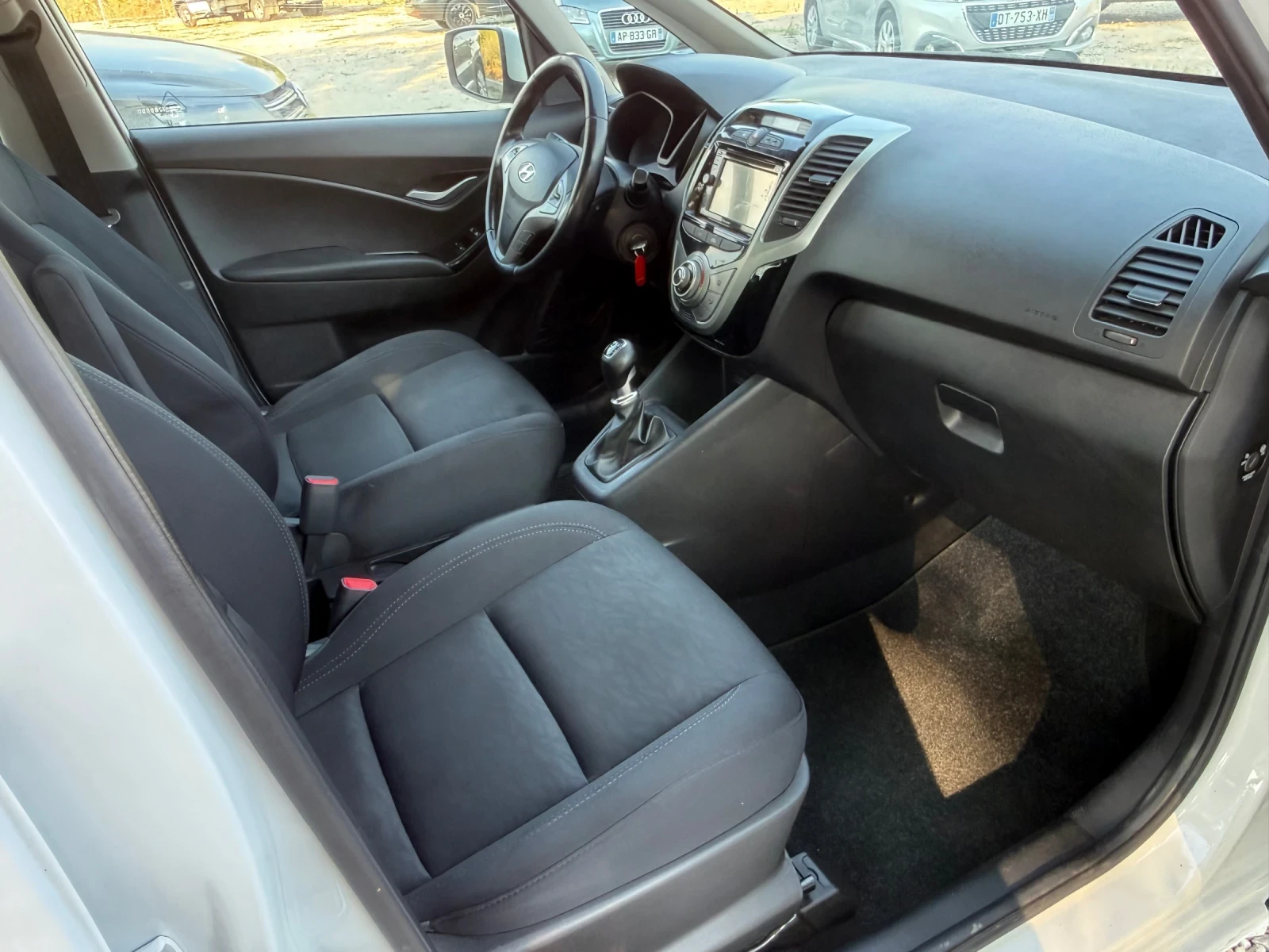 Hyundai Ix20 1.4CRDI 163000km!, снимка 9 - Автомобили и джипове - 55578740