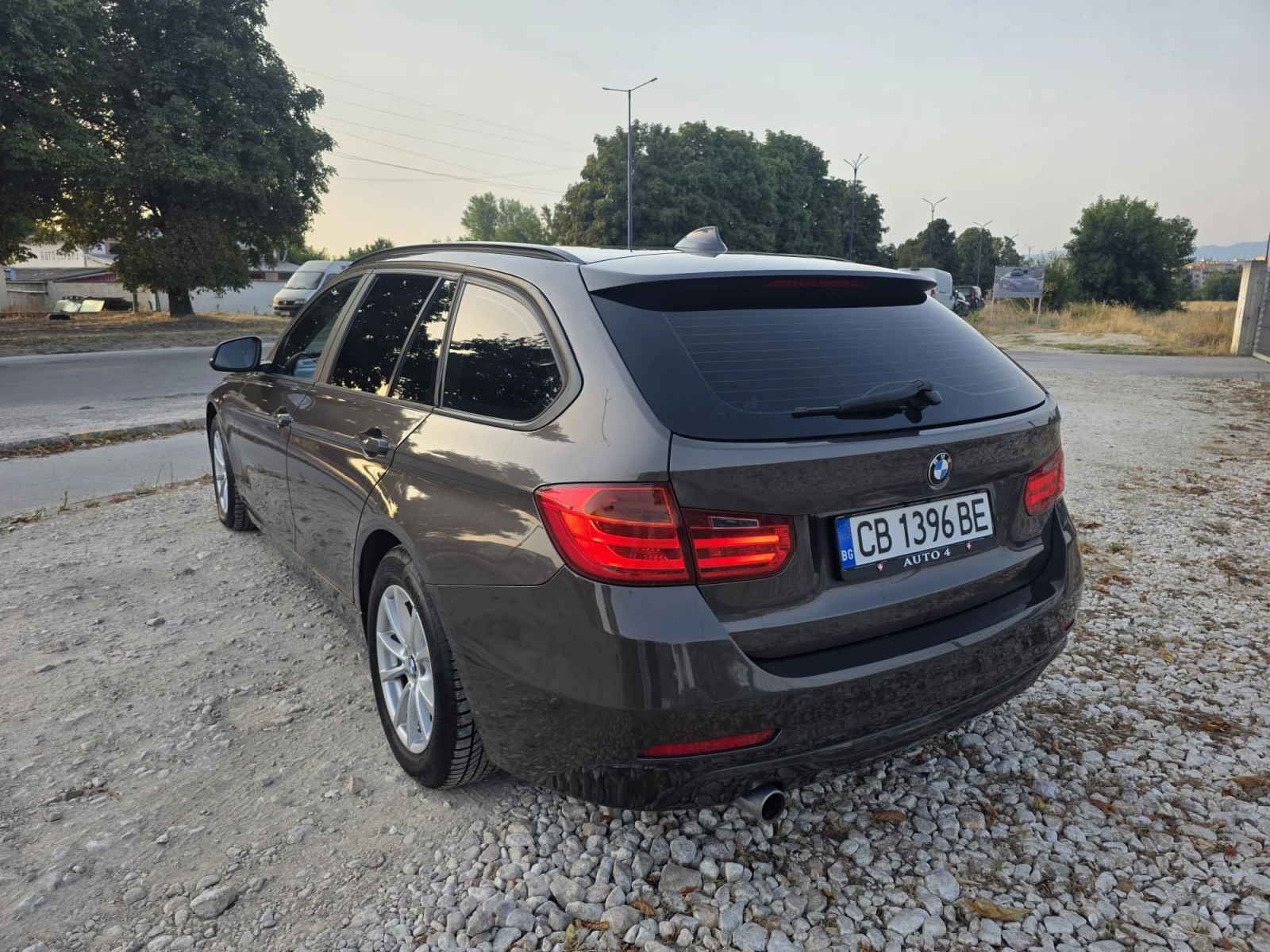BMW 320 X-Drive* 184 к.с.* NAVI* Панорама* , снимка 6 - Автомобили и джипове - 55851265