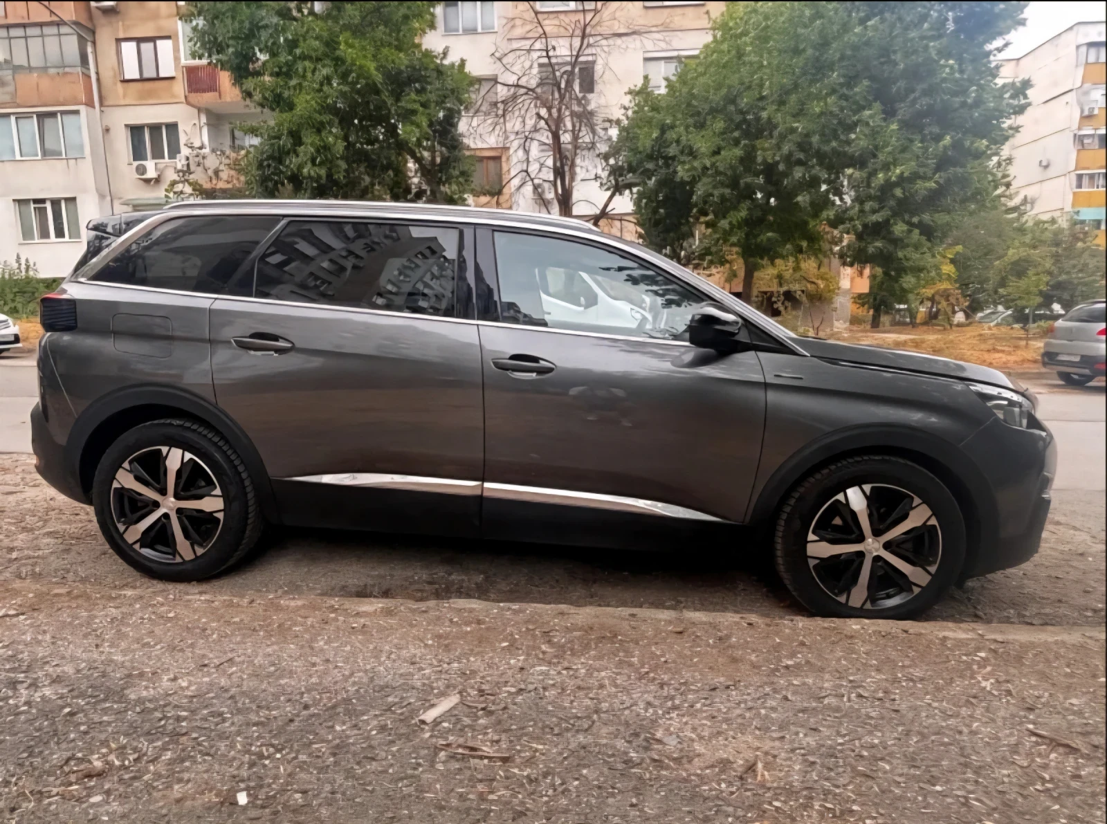 Peugeot 5008 Бензин Евро 6 165hp, снимка 12 - Автомобили и джипове - 56648404
