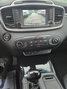 Kia Sorento 2.2CRDI/4x4/АВТОМАТИК - 27999 лв. - 23790501 13