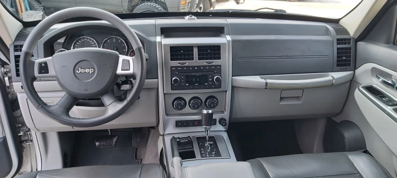 Jeep Cherokee 2.8 CRD-4&#215;4-ITALIA, снимка 12 - Автомобили и джипове - 47761966