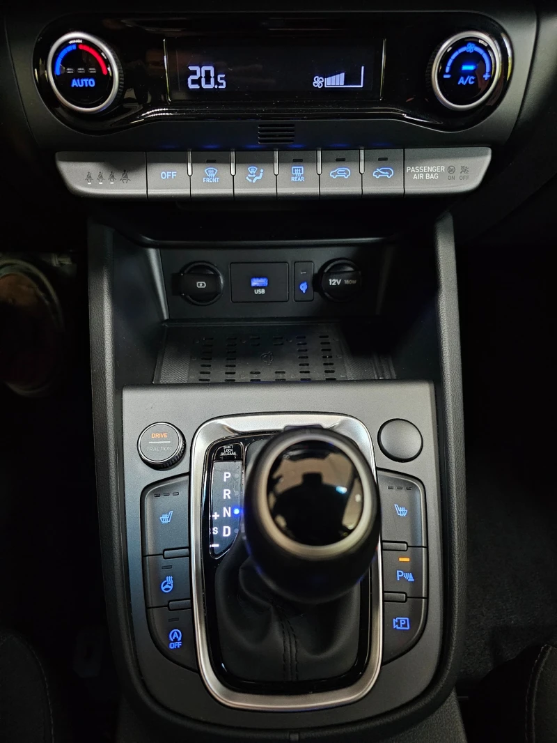 Hyundai Kona 1.6 TGDI Prime Navi Voll-LED Kamera HUD, снимка 13 - Автомобили и джипове - 50831071